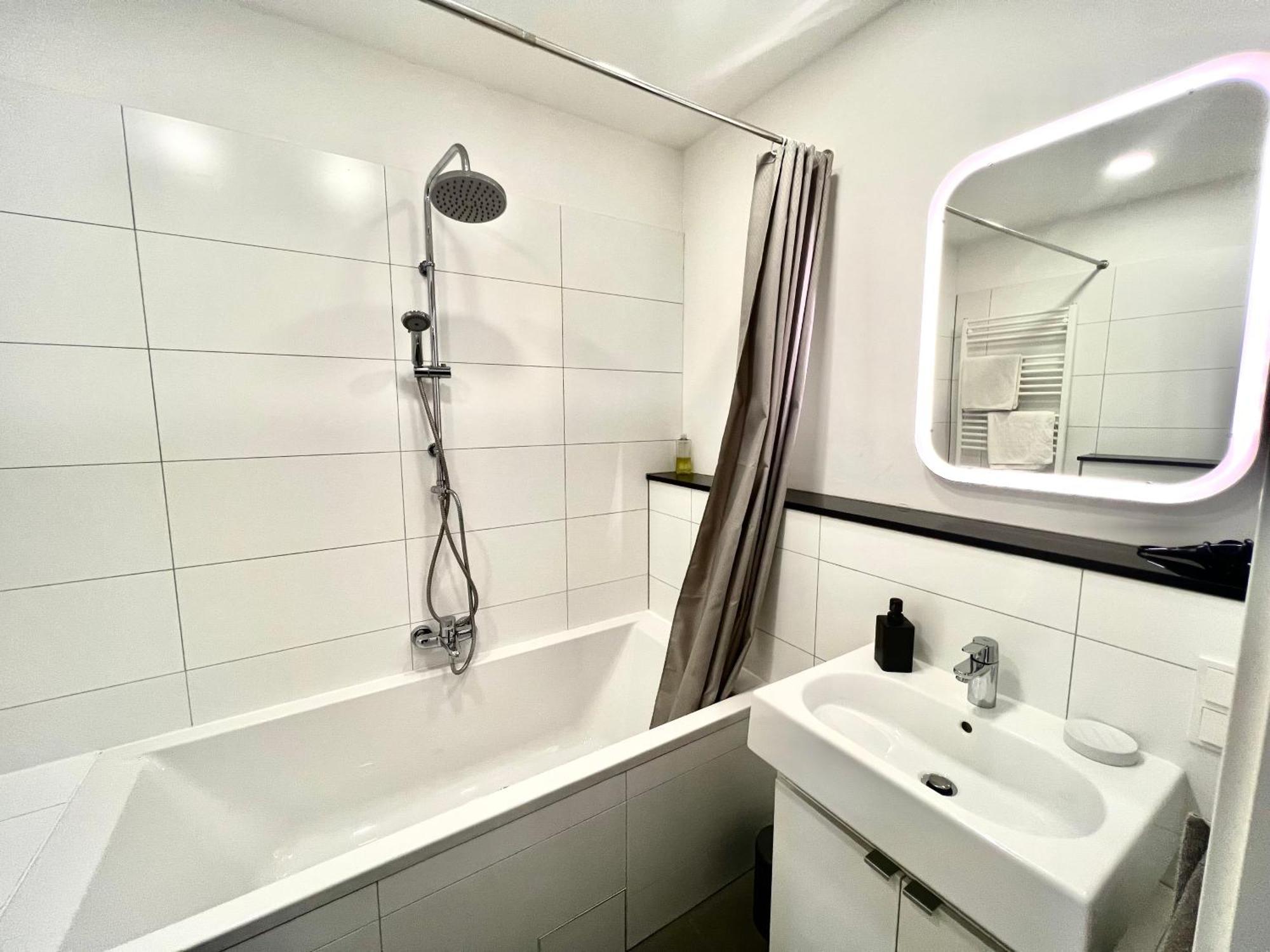 Vibehome Duesseldorf - Stresemannstrasse 外观 照片